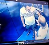 Komşuların asans&ouml;rdeki kavgası kamerada!