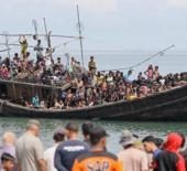 Myanmar a&ccedil;ıklarında facia! G&ouml;&ccedil;men teknesi battı: 500 kayıp