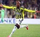 Fenerbah&ccedil;e'de sezonun ilk gol&uuml; Talisca'dan