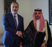 Bakan Fidan Suudi Arabistanlı mevkidaşı ile g&ouml;r&uuml;şt&uuml;