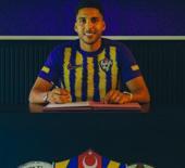 İtalya'dan Ey&uuml;pspor'a! Faslı orta saha imzayı attı