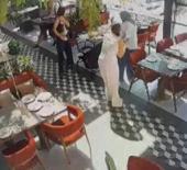 Zeytinburnu'nda restorana silahlı saldırı kamerada: 2 yaralı