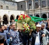 Mehdi Zana i&ccedil;in t&ouml;ren d&uuml;zenlendi