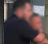 Uyuşturucu ş&uuml;phesi aileyi birbirine kattı: Babasının boğazını sıktı