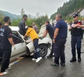 Kastamonu&rsquo;da feci kaza! 2 ara&ccedil; &ccedil;arpıştı: 1&rsquo;i bebek 7 yaralı