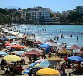 Kuşadası'nda 'sarı yaz' bereketi: Otellerde doluluk y&uuml;zde 70'i aştı
