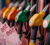 Ara&ccedil; sahiplerine m&uuml;jde: Benzine bir indirim daha geliyor!