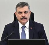 Bakan &Ccedil;ift&ccedil;i'den &ccedil;ok net mesaj: M&uuml;ttefikin toprağı, bir ter&ouml;ristin sığınağı olamaz!