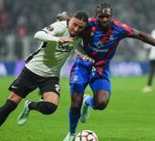Gol d&uuml;ellosunda 10 kişi Kartal, İngilizlerden puanı kurtardı