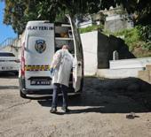 Emekli polis memuru mezarlıkta &ouml;l&uuml; bulundu