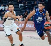 EuroLeague'deki T&uuml;rk derbisinde Anadolu Efes, Beşiktaş'ı devirdi