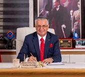 Kemer Belediye Başkanı Topaloğlu ve 8 meclis &uuml;yesi CHP'den istifa etti
