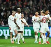 Aslan Fransa'da k&uuml;kredi! Şampiyonlar Ligi'nde rakibine gol yağdırdı