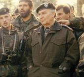 M&uuml;cahid, Muvahhid ve Bilge Bir M&uuml;sl&uuml;man: Aliya