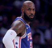 NBA'de sezon başladı! LeBron, yeni takımıyla ilk ma&ccedil;ında 12 sayı kaydetti