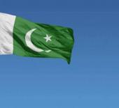Pakistan'da katliam gibi kaza:  10 &ouml;l&uuml;, 32 yaralı