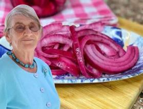 Canan Karatay’dan şifa formülü: “Mor soğan turşusu doğal antibiyotik!”