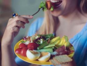 Kalbinizi kahvaltıda koruyun! Kardiyologların eksik etmeyin dediği s&uuml;per besinler