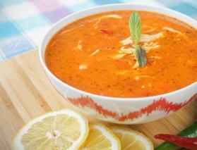 Kışa şifa katan pratik tavuklu sebze &ccedil;orbası tarifi