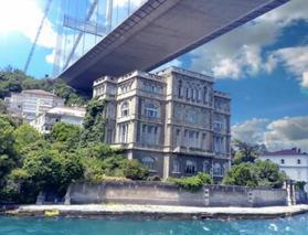 T&uuml;rkiye'nin en pahalı evi yeniden satışa &ccedil;ıktı! 130 yıllık Yalı'nın fiyatı dudak u&ccedil;uklattı