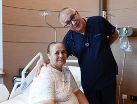 Almanya'da 'Ameliyat olamazsın' dediler, &ccedil;areyi T&uuml;rkiye'de buldu!