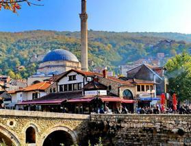 Gidenlerin T&uuml;rkiye sandığı &uuml;lke: Avrupa'nın g&ouml;beğinde binlerce kişi T&uuml;rk&ccedil;e konuşuyor