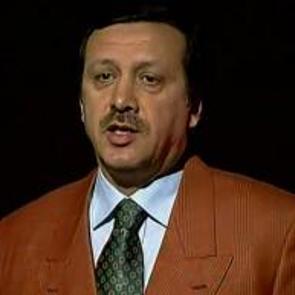 32. G&uuml;n arşivinden tarihi anlar: Erdoğan'dan 28 Şubat ve askeri vesayet yanıtı