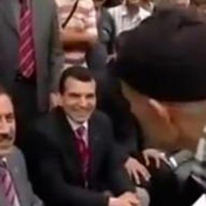 Muhsin Yazıcıoğlu ile vatandaş arasındaki unutulmaz diyalog: "Biz de bu &uuml;lkenin delisiyiz"