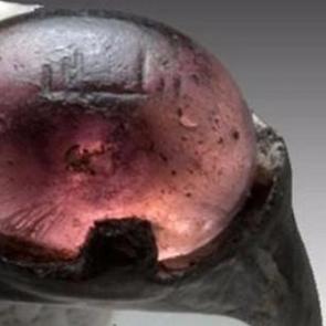 1200 yıllık Viking y&uuml;z&uuml;ğ&uuml;nde Allah yazısı!