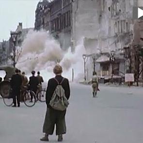 1945 Temmuz'u renkli g&ouml;r&uuml;nt&uuml;lerle Berlin!