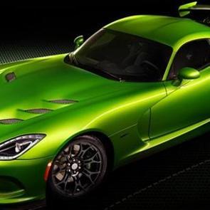 2014 SRT Viper farklı g&ouml;r&uuml;n&uuml;m&uuml;yle tanıtıldı