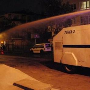 Fabrika yangınına TOMA'lı m&uuml;dahale