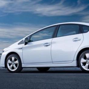 Toyota hibrit otomobil satışında rekor kırdı