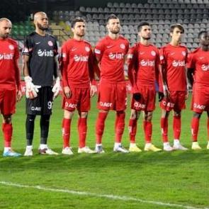Antalyaspor Mbila ile kazandı
