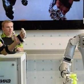 Uzaya artık insanlar değil robotlar gidecek