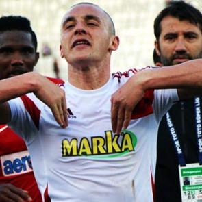 Bursaspor'dan Aatif'a kanca!