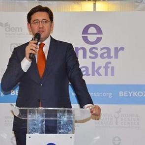 Kimsenin alnında 'tecavüzcü' yazmıyor