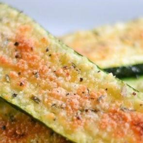 Fırında parmesan peynirli kabak tarifi