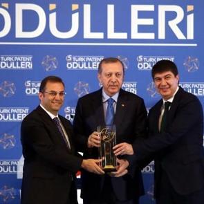 Marka şehir &ouml;d&uuml;l&uuml; Antalya&rsquo;nın