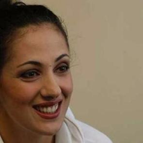 Meltem Cumbul bu kez de ter&ouml;ristleri korudu