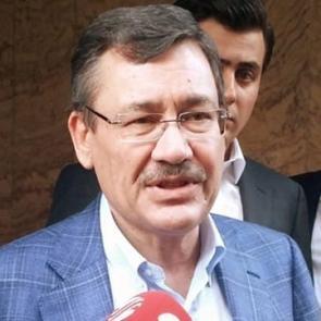 Melih G&ouml;k&ccedil;ek'ten CHP&rsquo;lilere 'Anıtkabir' dersi!