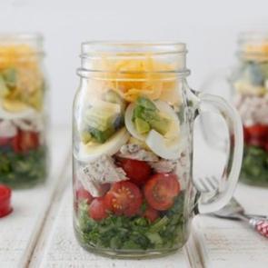 Kavanozda salata ile kolay kilo verin!