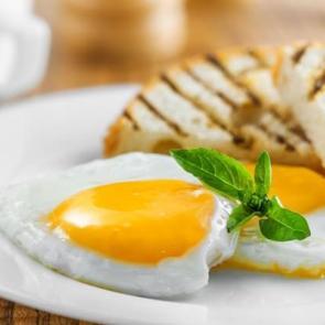 G&uuml;nde 1 yumurta t&uuml;ketin!
