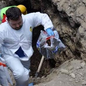 Siverek'te yapılan kazıda kemik ve t&uuml;nel bulundu