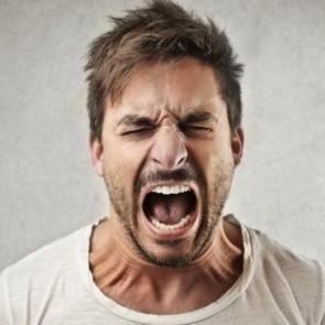 Oruçluyken öfkenize yenik düşmeyin