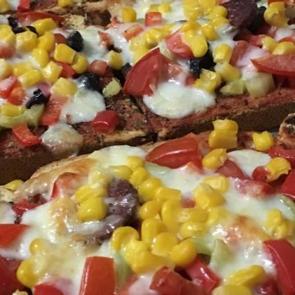 Sahur sofralarınıza yeni bir lezzet: Pizza Tost