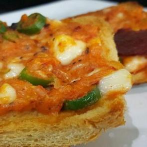 Menemenli ekmek tarifi