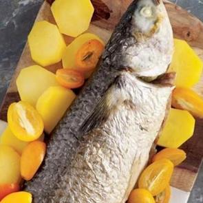 Rezene ve kumkatlı kefal balığı tarifi 