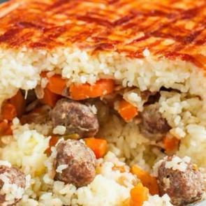 Köfteli perde pilavı