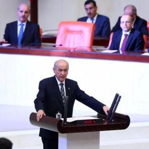Bahçeli’nin tavrı direnişi güçlendirdi